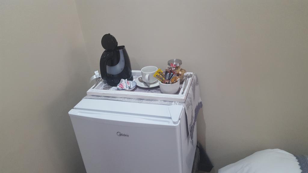 Kings Halt Hotel Bloemfontein Bagian luar foto