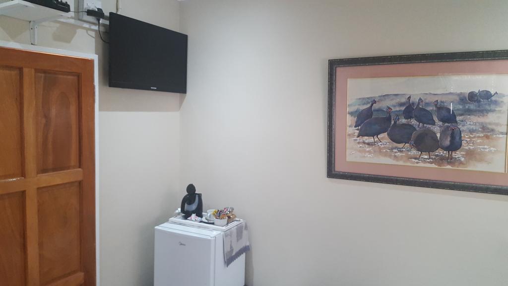 Kings Halt Hotel Bloemfontein Bagian luar foto